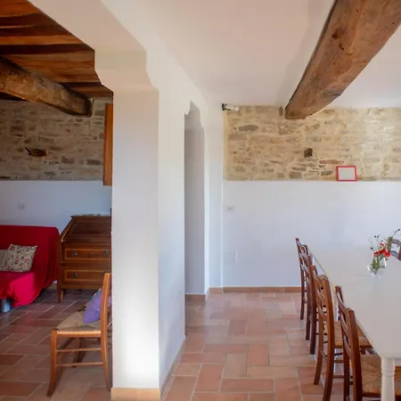 Buon Vento, La Casa Dei Millefiori Un Magico Bouquet A Gubbio, Italy *