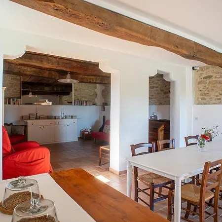 別荘 Buon Vento, La Casa Dei Millefiori Un Magico Bouquet A Gubbio, Italy