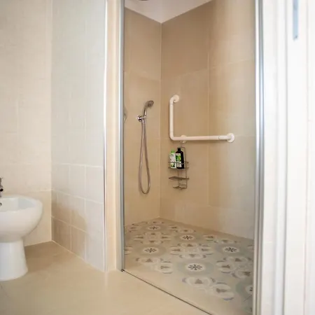 Buon Vento, La Casa Dei Millefiori Un Magico Bouquet A Gubbio, Italy * グッビオ