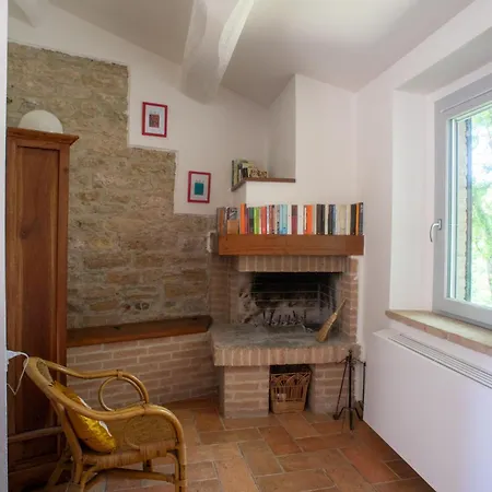 Buon Vento, La Casa Dei Millefiori Un Magico Bouquet A Gubbio, Italy * Gubbio