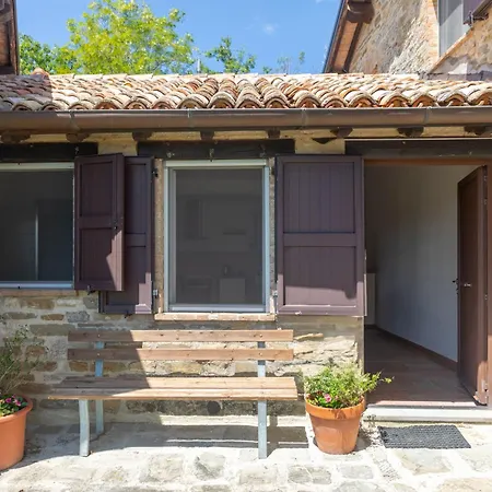 Buon Vento, La Casa Dei Millefiori Un Magico Bouquet A Gubbio, Italy 別荘 *